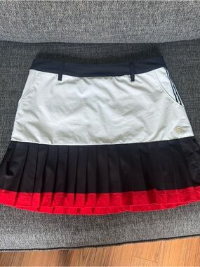 Tribal Sport White, Black & Red Pleated Skater Skort